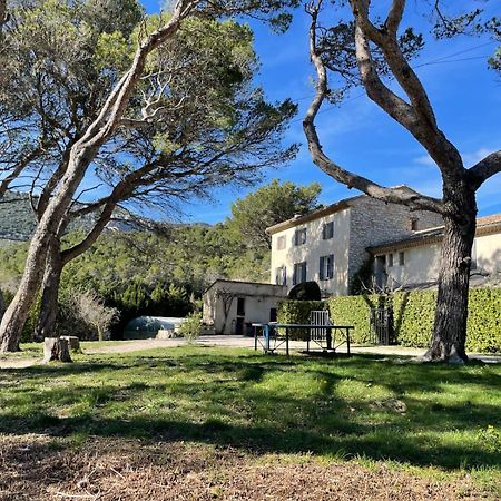 Villa Domaine De Cassan à Lafare Extérieur photo